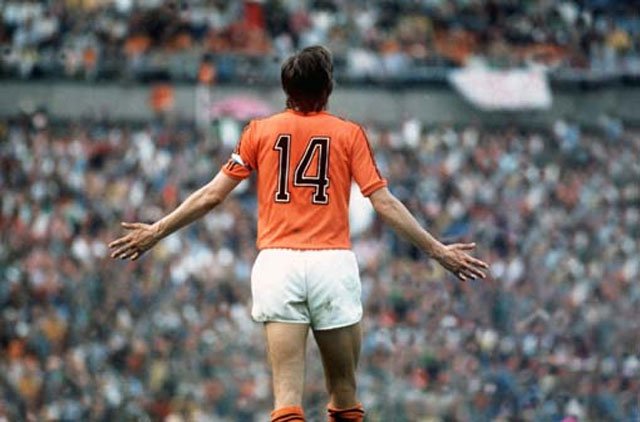 Johan Cruyff and the number 14 | Squad 